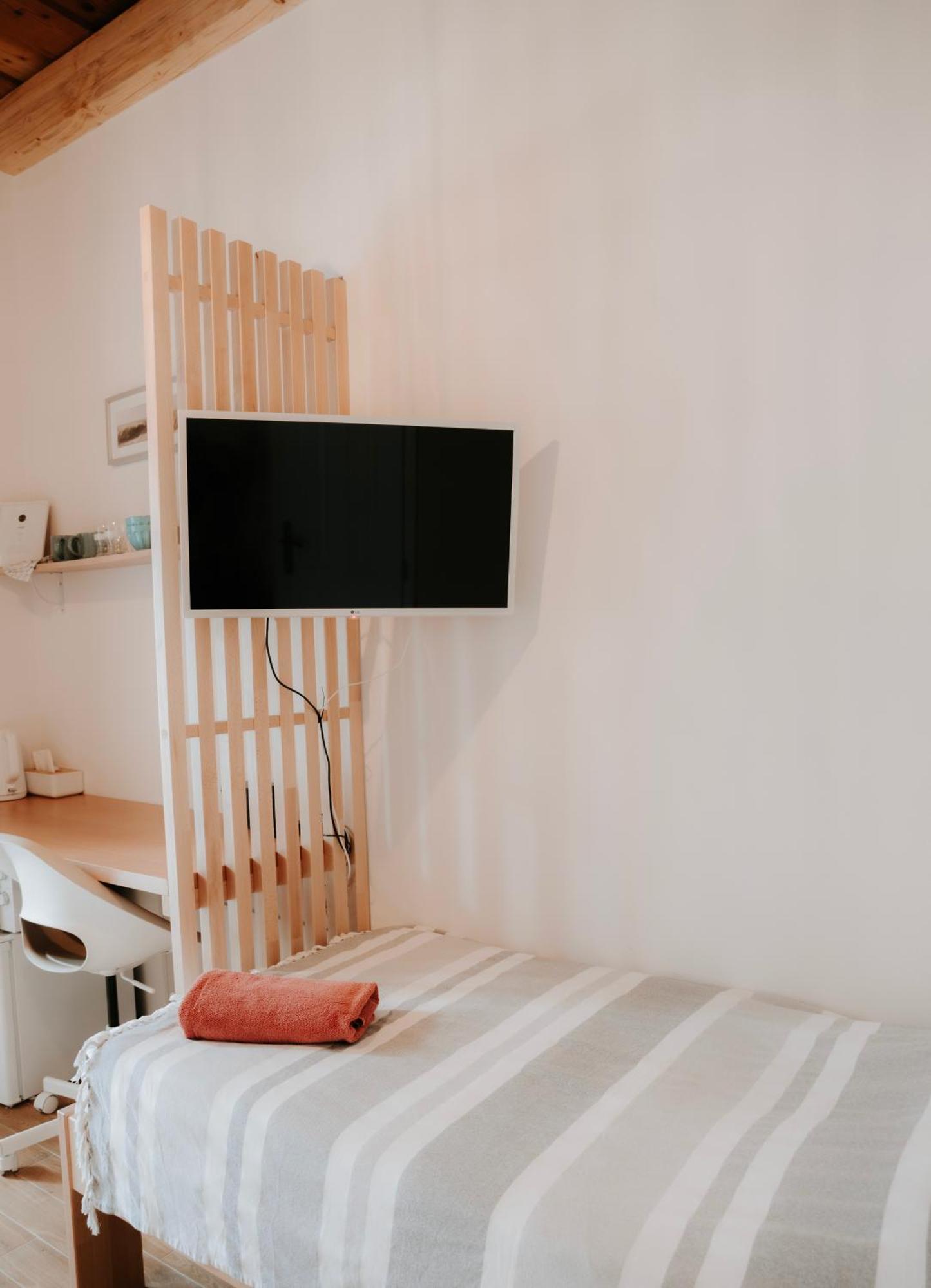 Ako Doma Hotel Poltar Екстериор снимка